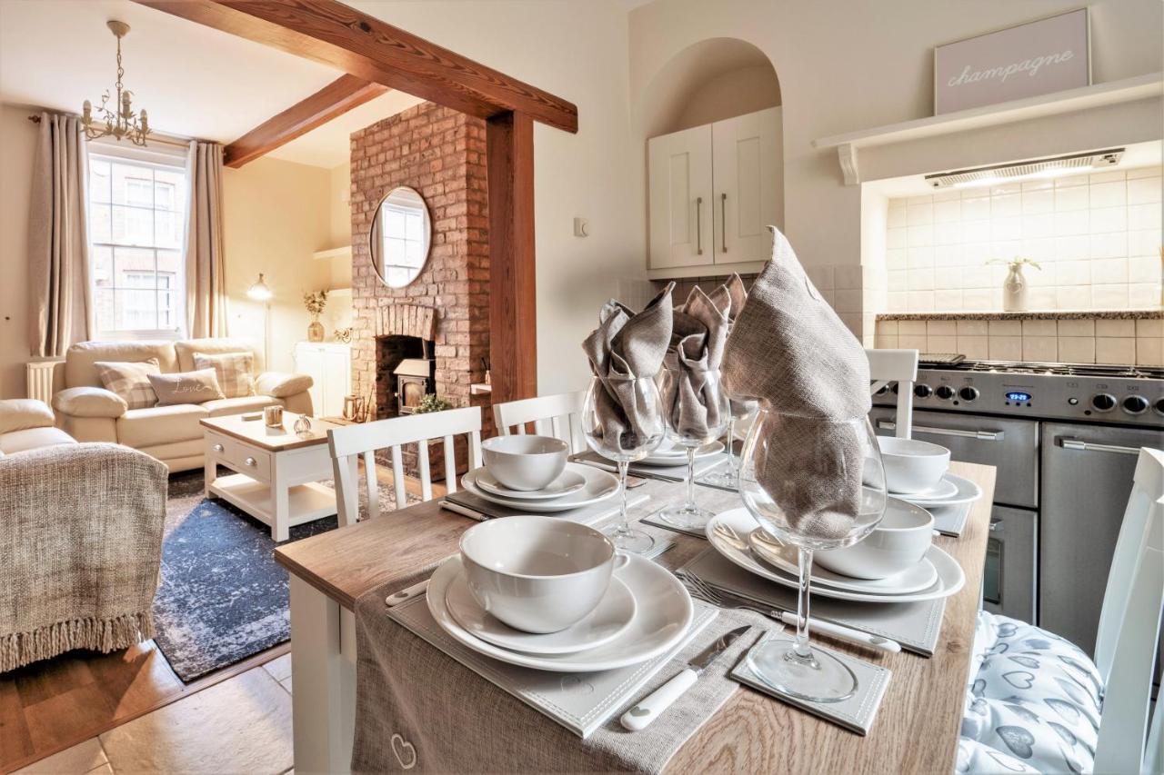The Cottage In Chester, Sleeps 6 With Free Parking Exteriér fotografie